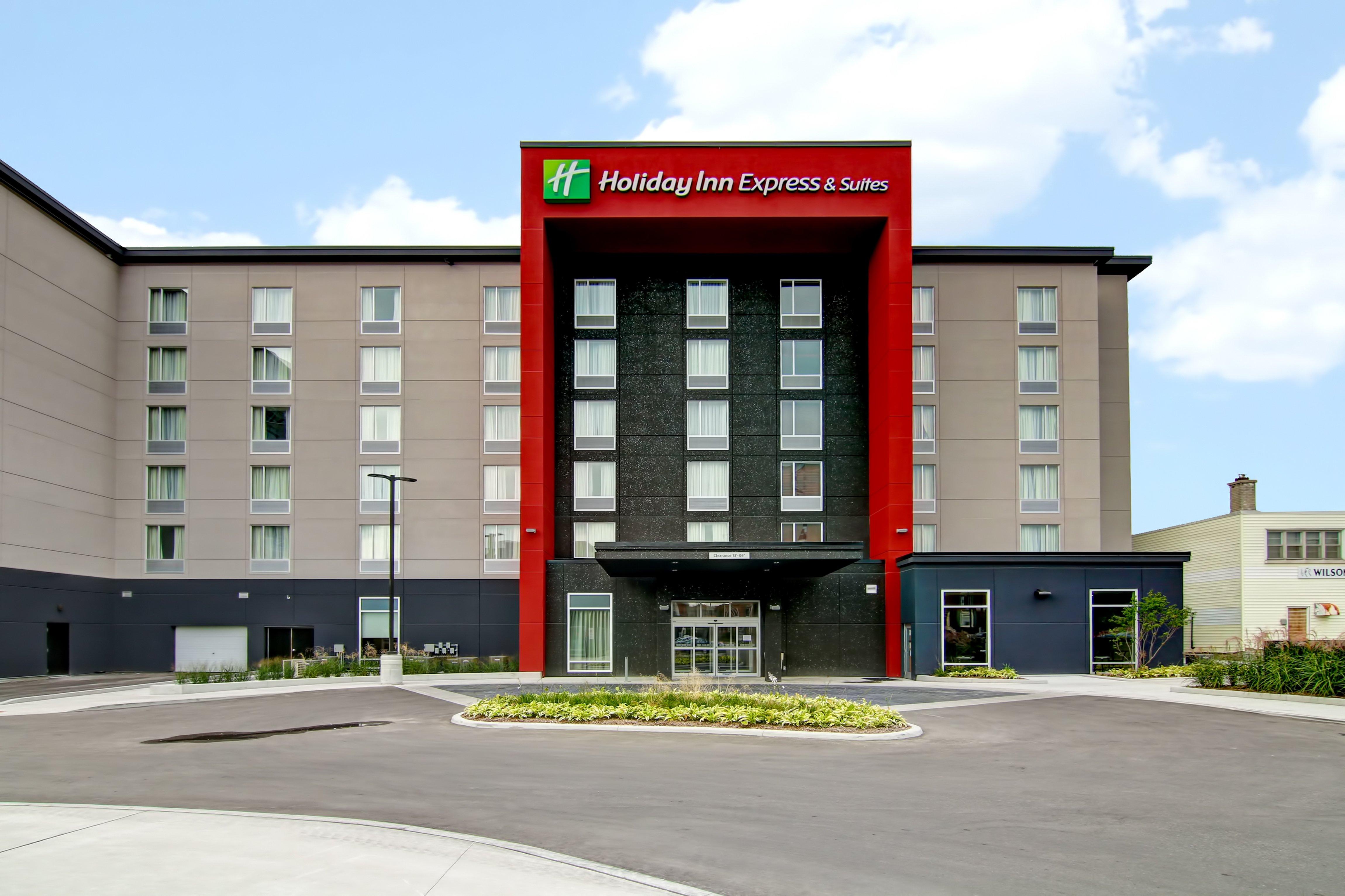 Holiday Inn Express & Suites Oshawa Downtown - Toronto Area By Ihg Extérieur photo