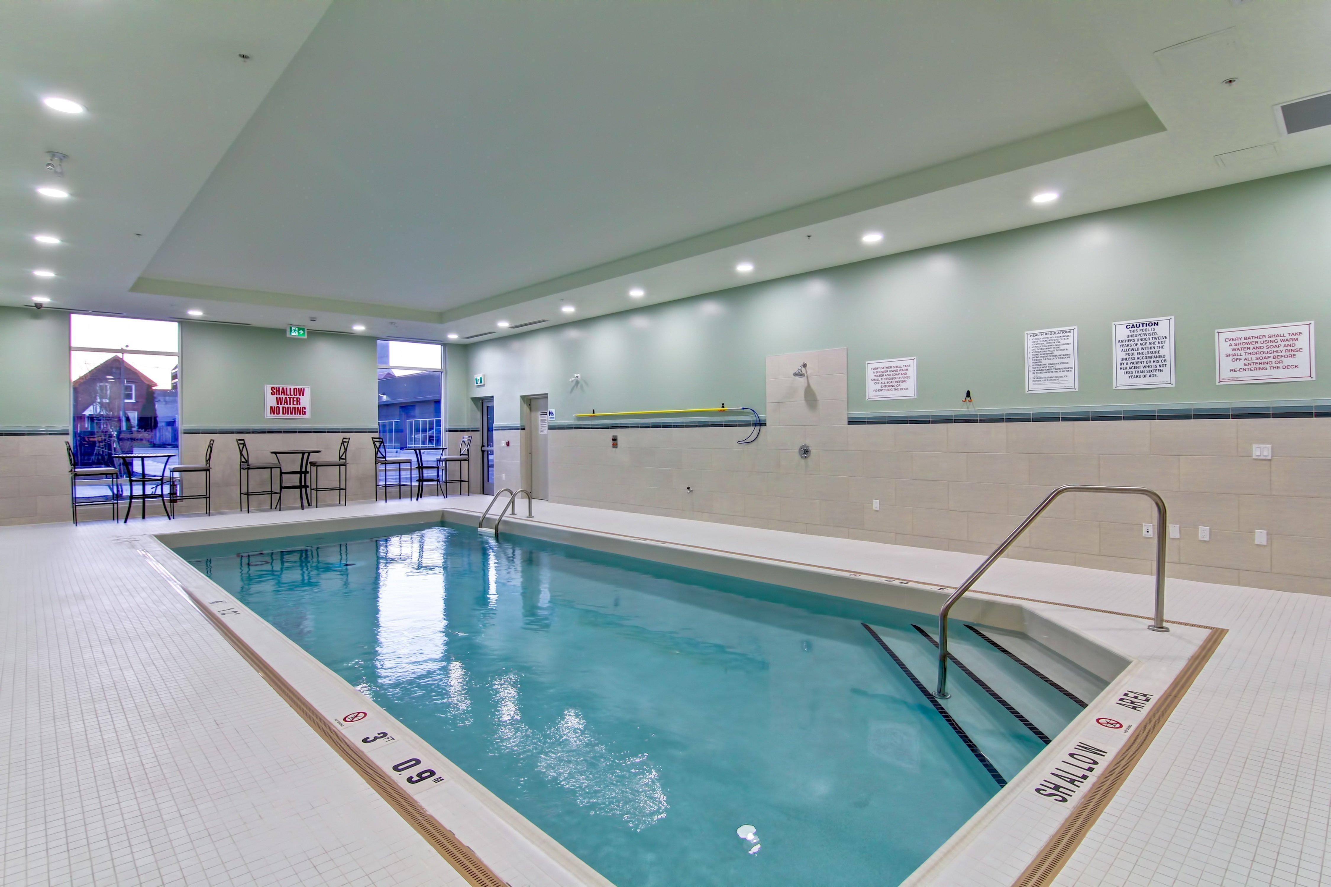 Holiday Inn Express & Suites Oshawa Downtown - Toronto Area By Ihg Extérieur photo