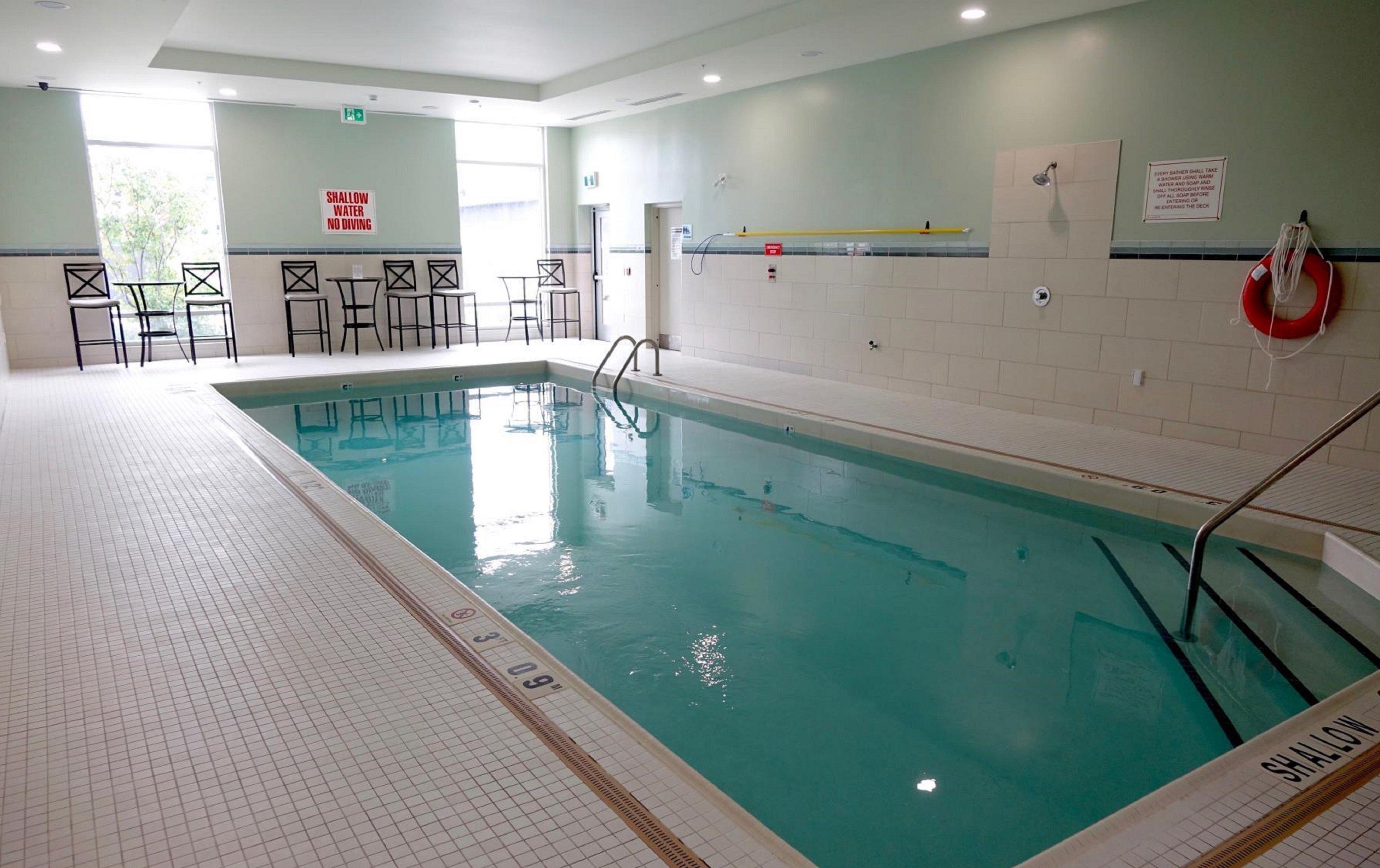Holiday Inn Express & Suites Oshawa Downtown - Toronto Area By Ihg Extérieur photo